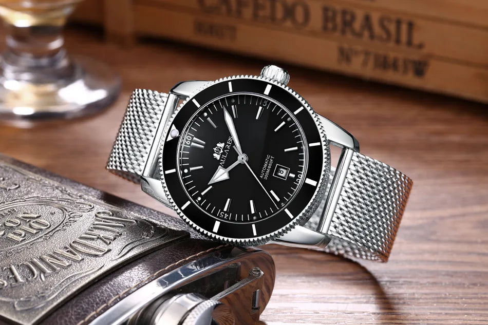 Man Sports Stainless Steel Strap Wrist Watch